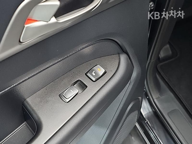 KG Mobility Rexton 스포츠2.2 4WD Prestige - 15
