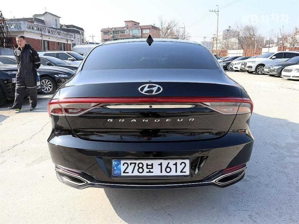 Hyundai The New (facelift) Grandeur (Azera)2.5 Premium - 4
