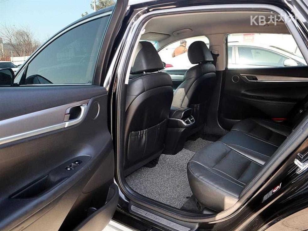 Hyundai The New (facelift) Grandeur (Azera)2.5 Premium - 7