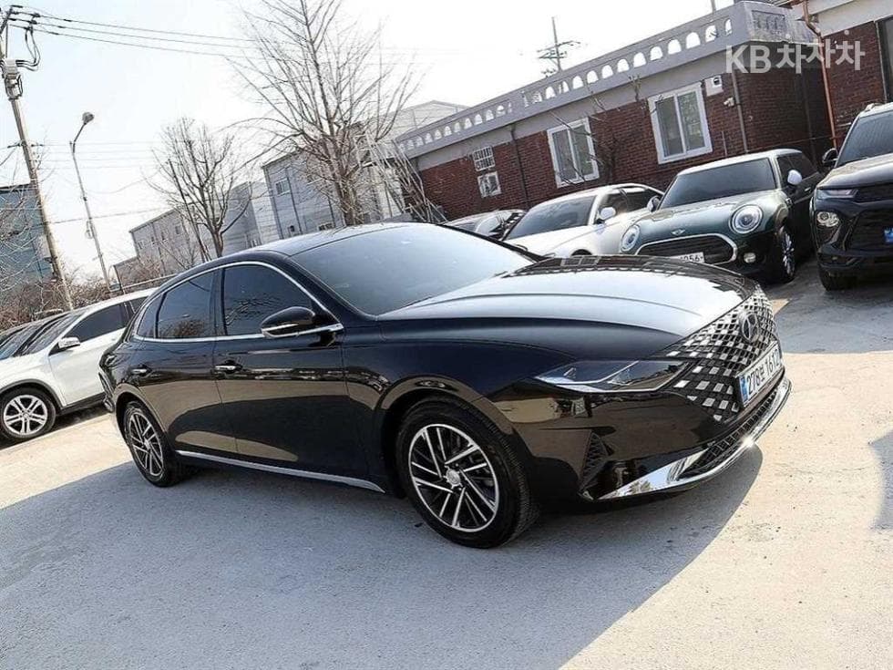 Hyundai The New (facelift) Grandeur (Azera)2.5 Premium - 20