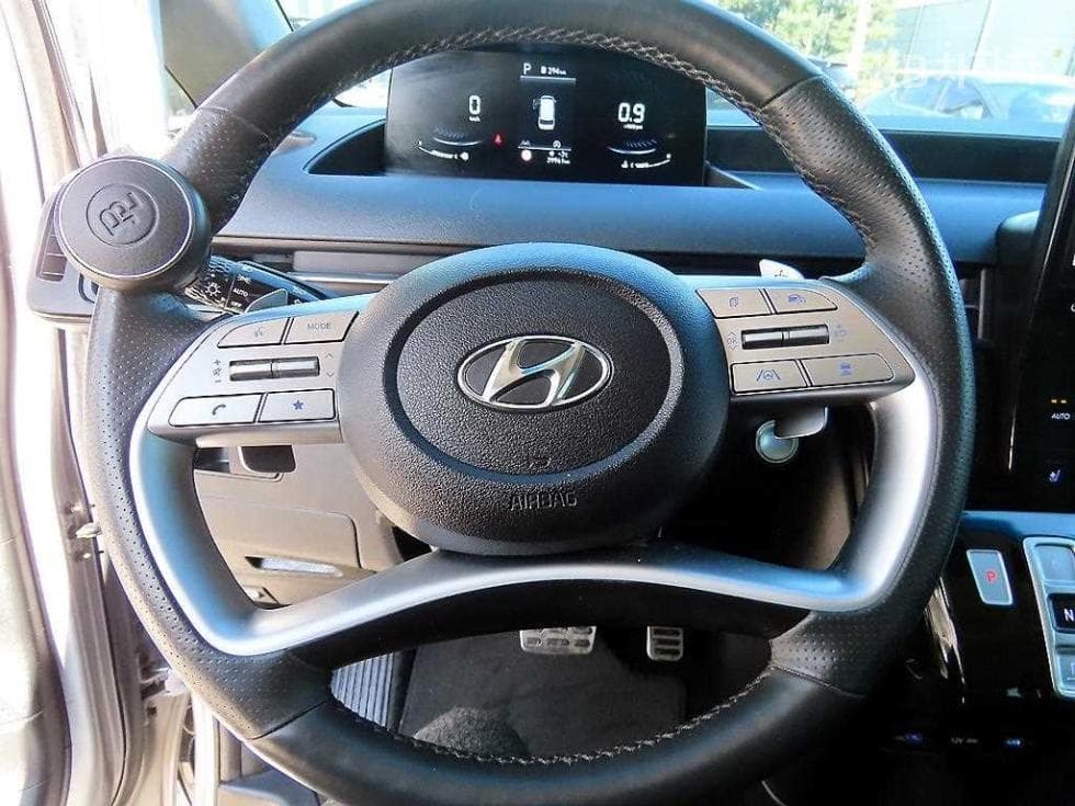 Hyundai Staria Lounge2.2 Lounge 9 AWD Prestige - 9