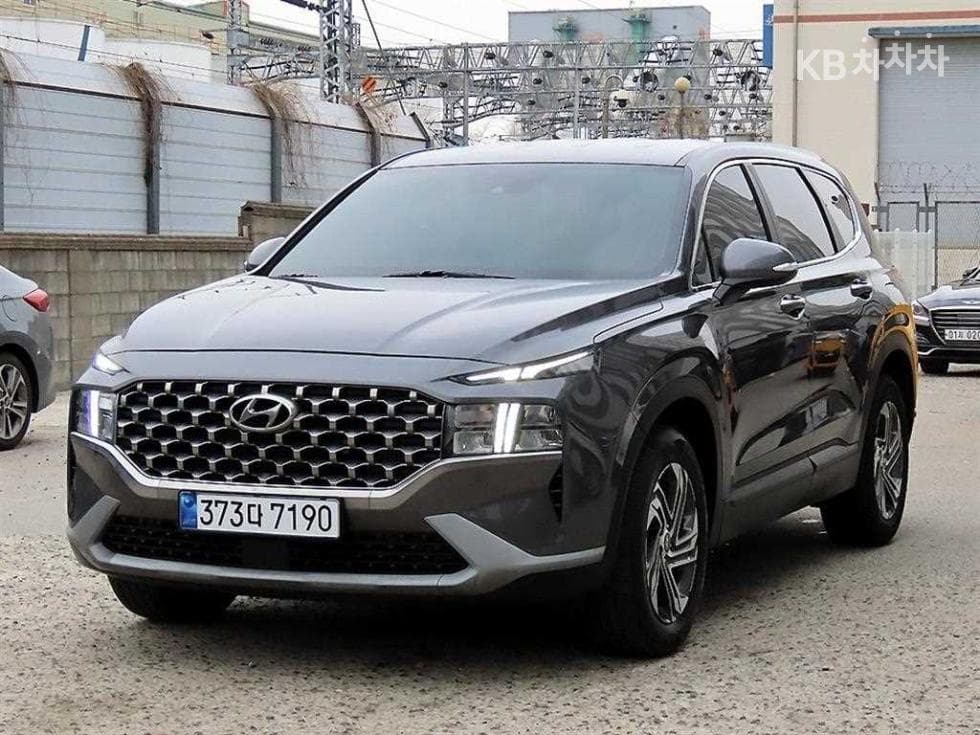 Hyundai The New (facelift) Santa Fe TM Diesel 2.2 2WD Premium 초이스 - Image 1