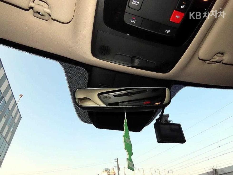 Kia Carnival 4th generationD2.2 9-seater Noblesse - 14
