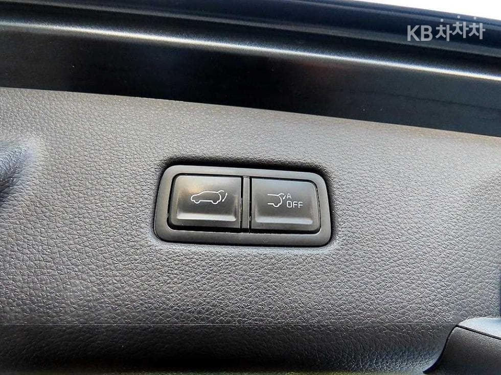 Kia Carnival 4th generationD2.2 9-seater Noblesse - 15