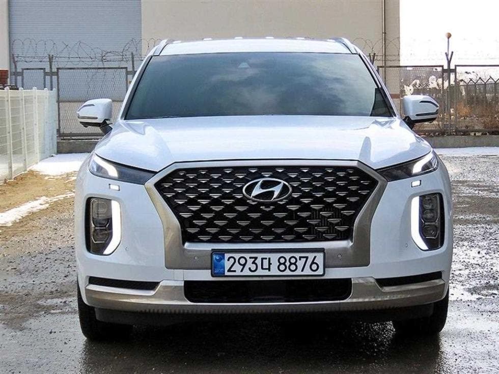 Hyundai Palisade 2.2 Diesel 7-seater (Limousine) Calligraphy - Image 1