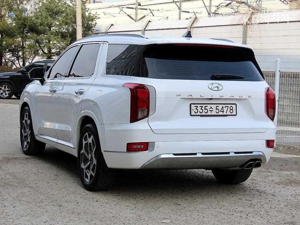 Hyundai Palisade2.2 Diesel 7-seater (Limousine) VIP - 3