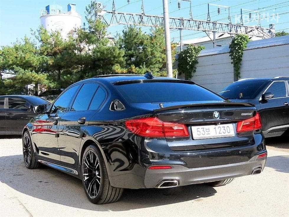 BMW 올New5 Series (G30)520d M Sport Plus - 3