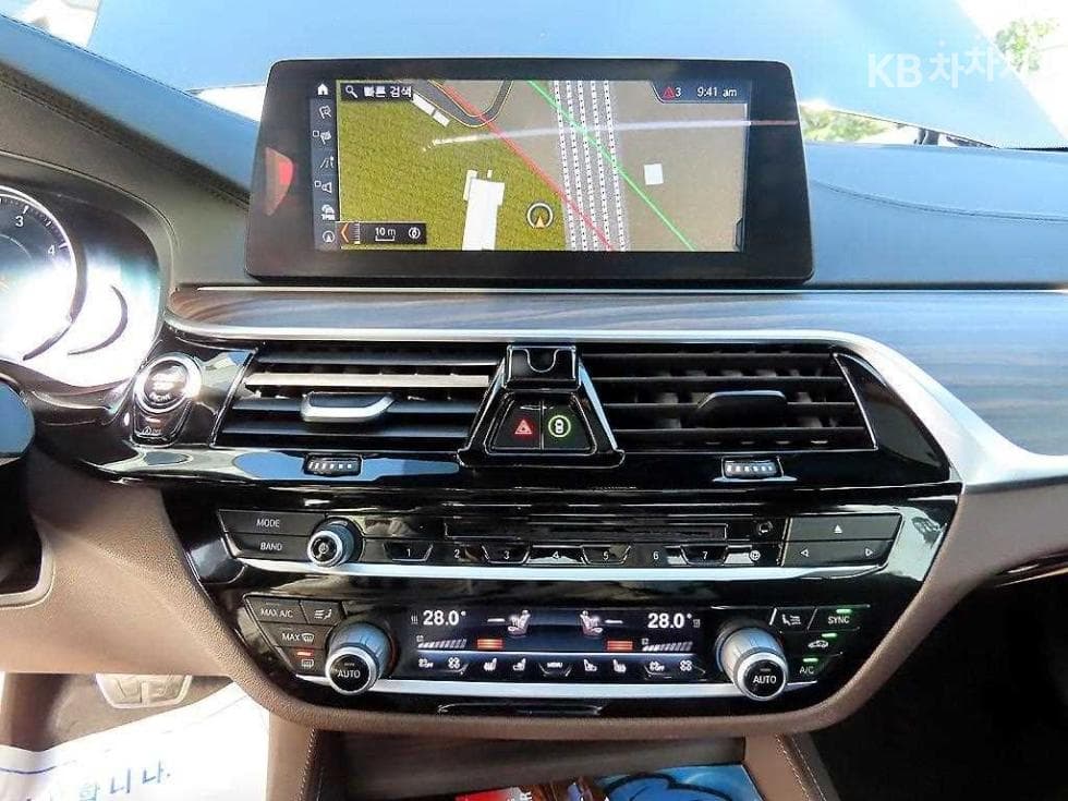 BMW 올New5 Series (G30)520d M Sport Plus - 13