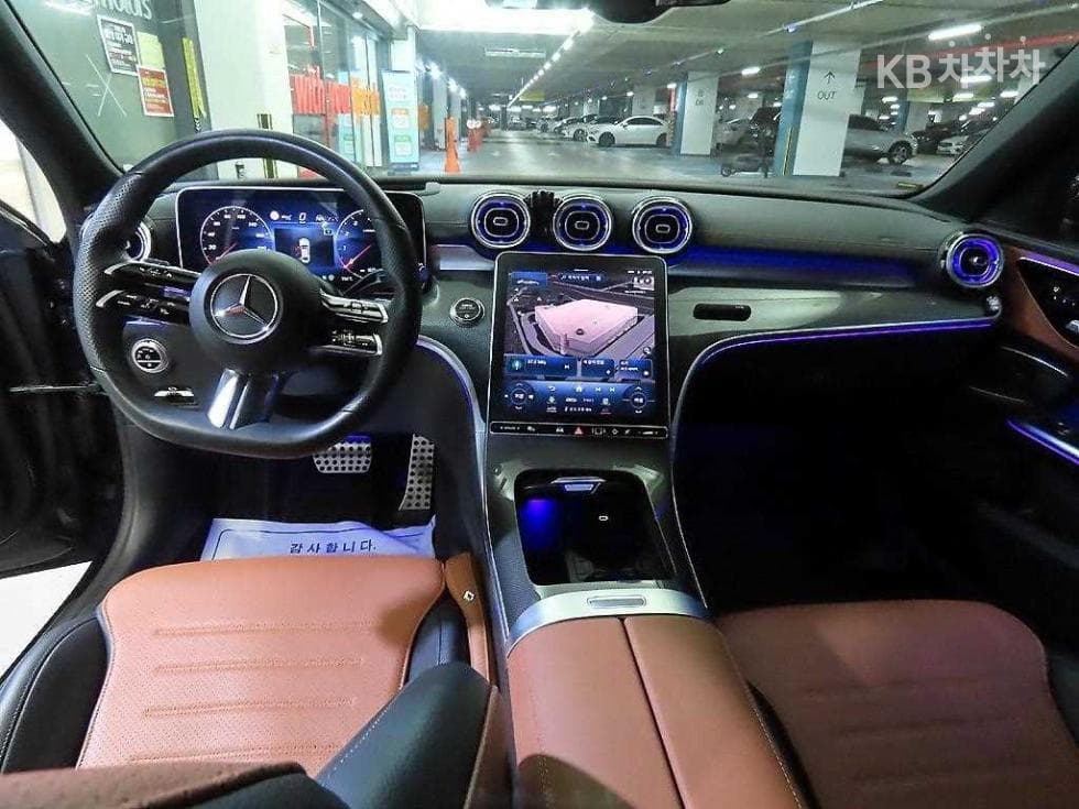 Mercedes-Benz C-Class 6세대(W206)C300 AMG Line - 10