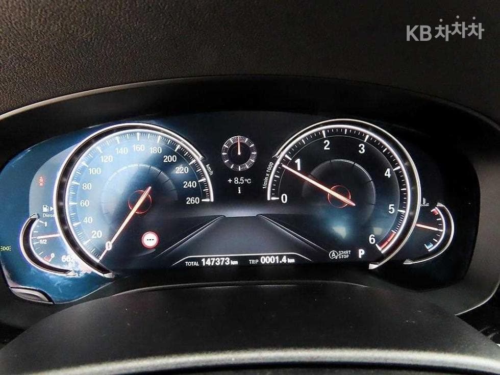 BMW 올New5 Series (G30)520d M Sport Plus - 9