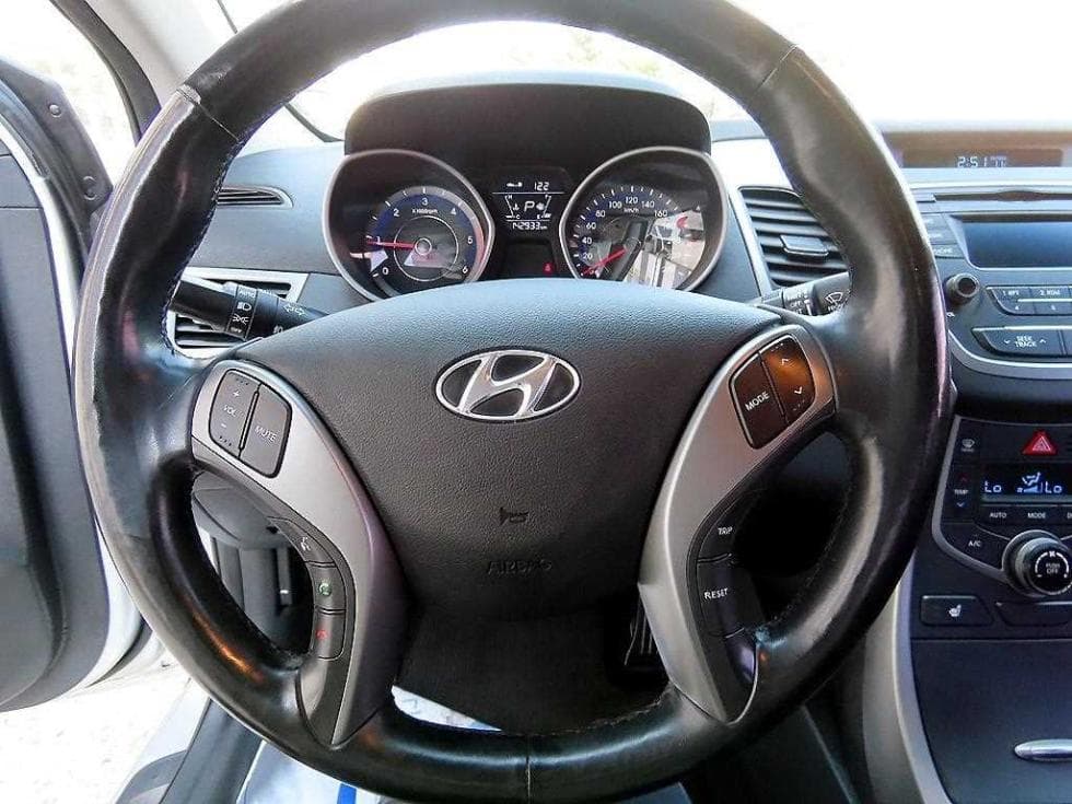 Hyundai The New (facelift) Avante (Elantra)1.6 VGT Modern Standard - 8