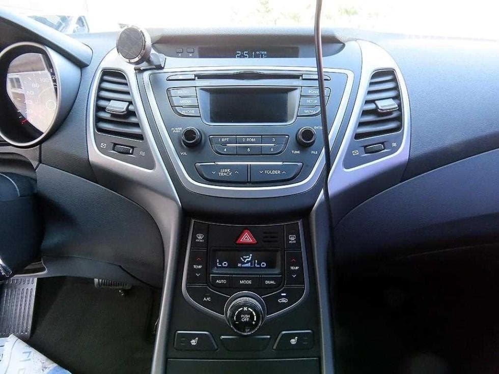 Hyundai The New (facelift) Avante (Elantra)1.6 VGT Modern Standard - 13