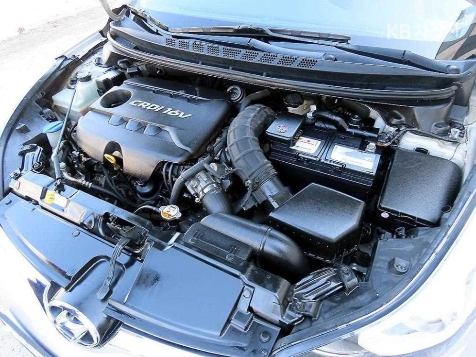 Hyundai The New (facelift) Avante (Elantra)1.6 VGT Modern Standard - 17