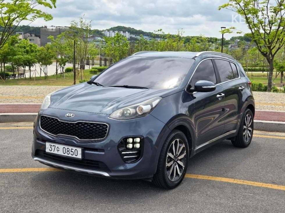 Kia Sportage 4th generation Diesel 1.7 2WD Noblesse - Image 1