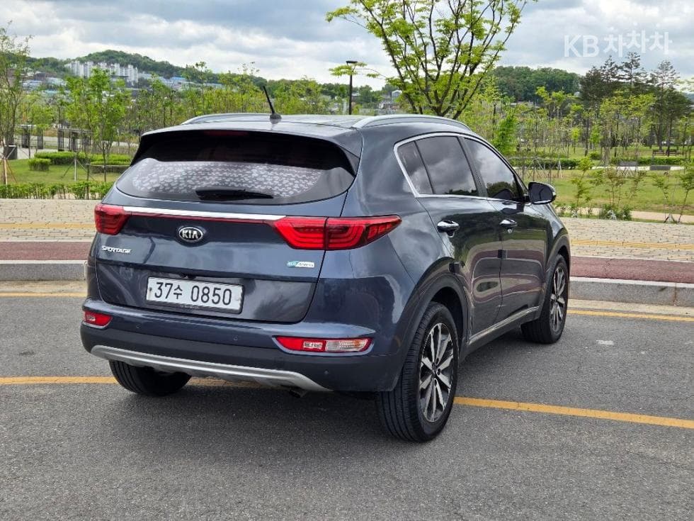 Kia Sportage 4th generationDiesel 1.7 2WD Noblesse - 6
