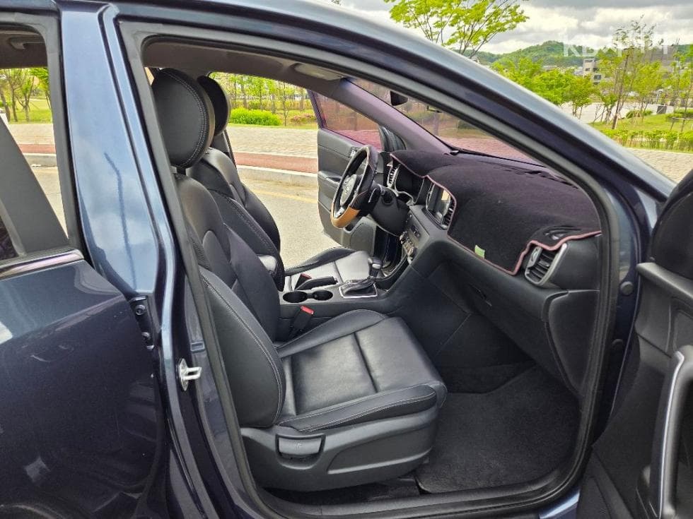 Kia Sportage 4th generationDiesel 1.7 2WD Noblesse - 8