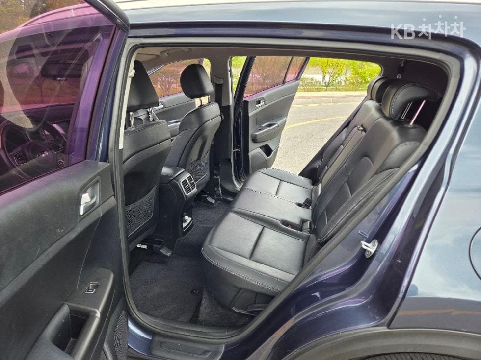 Kia Sportage 4th generationDiesel 1.7 2WD Noblesse - 9