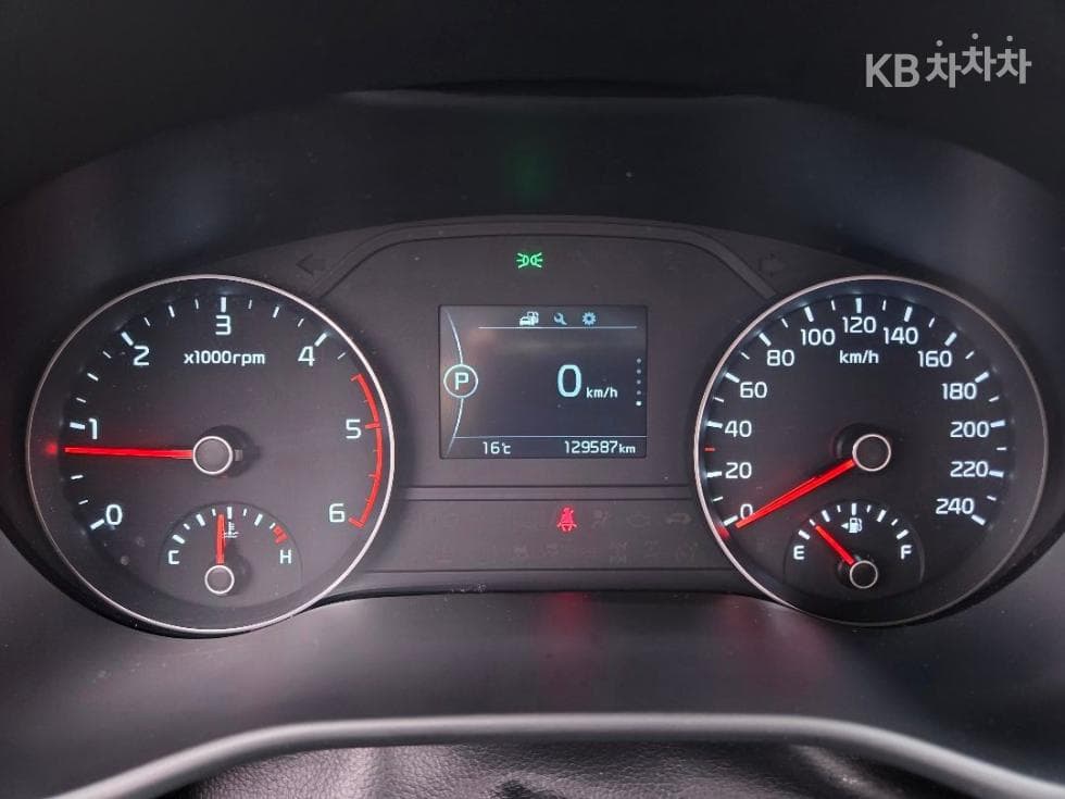 Kia Sportage 4th generationDiesel 1.7 2WD Noblesse - 12