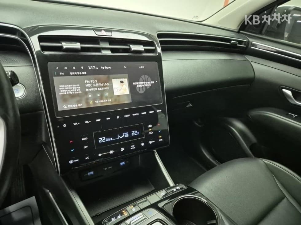 Hyundai The All New Tucson(NX (Lexus SUV)4)Diesel 2.0 2WD Modern - 9