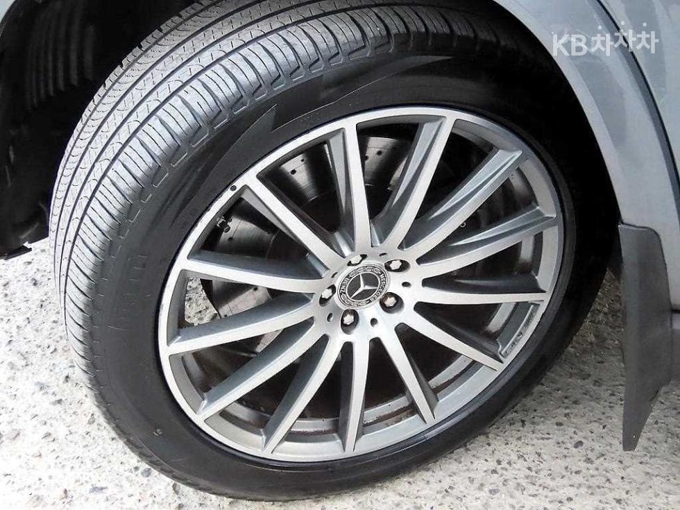 Mercedes-Benz GLS (X167)GLS580 4Matic Standard - 20