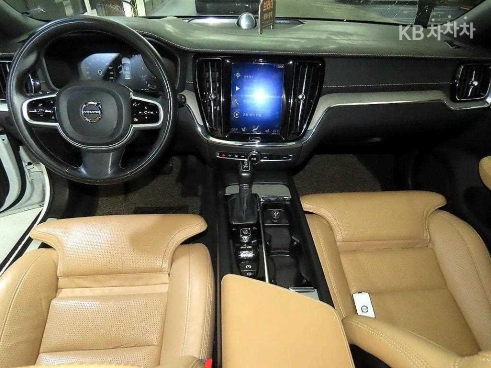 Volvo V60 CC(Second generation)T5 AWD Pro - 10