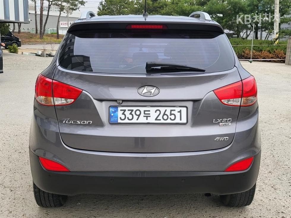 Hyundai TucsonixDiesel 4WD LX20 Premiere - 4