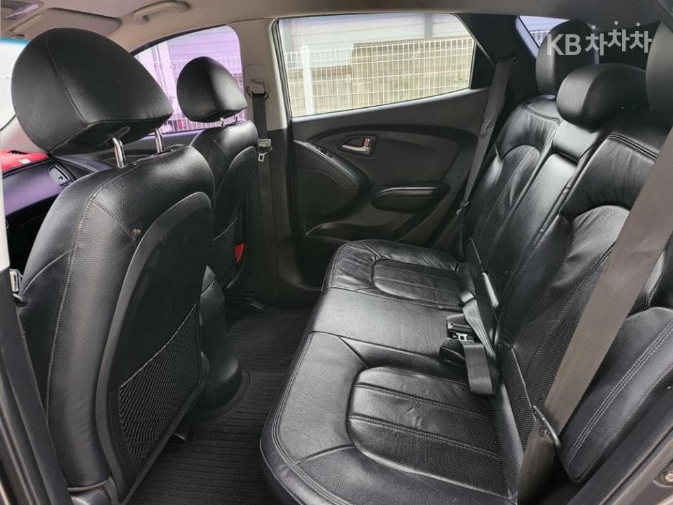 Hyundai TucsonixDiesel 4WD LX20 Premiere - 6