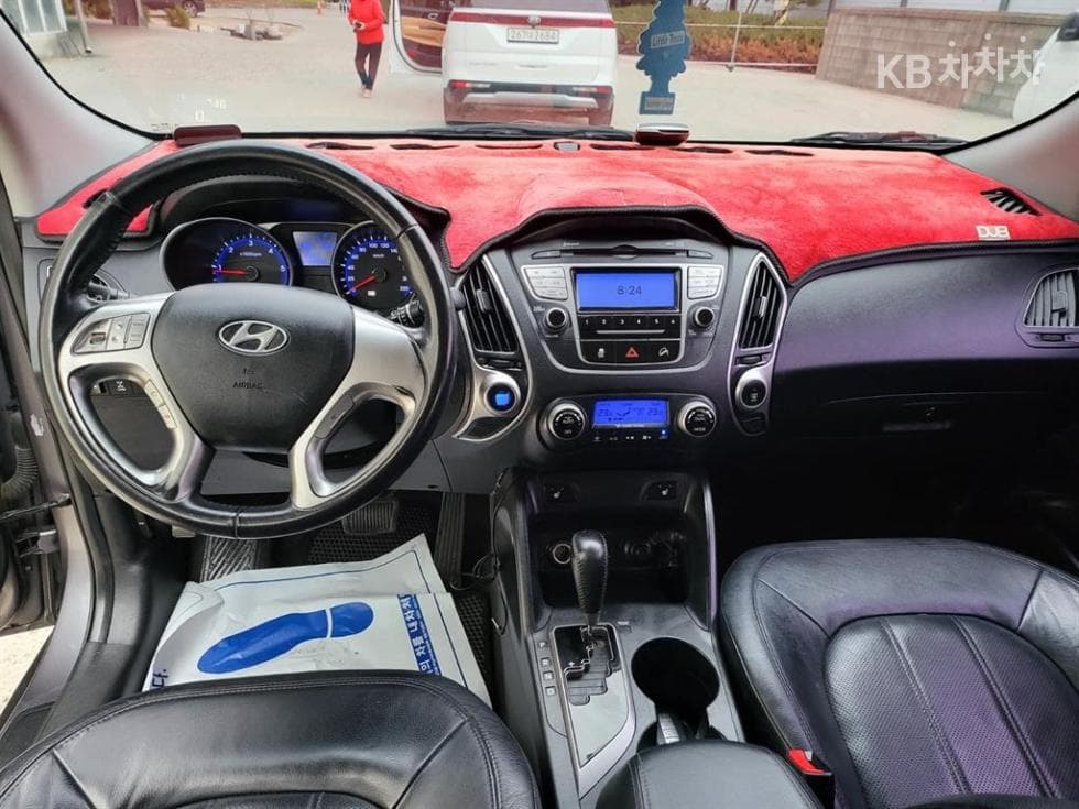 Hyundai TucsonixDiesel 4WD LX20 Premiere - 7