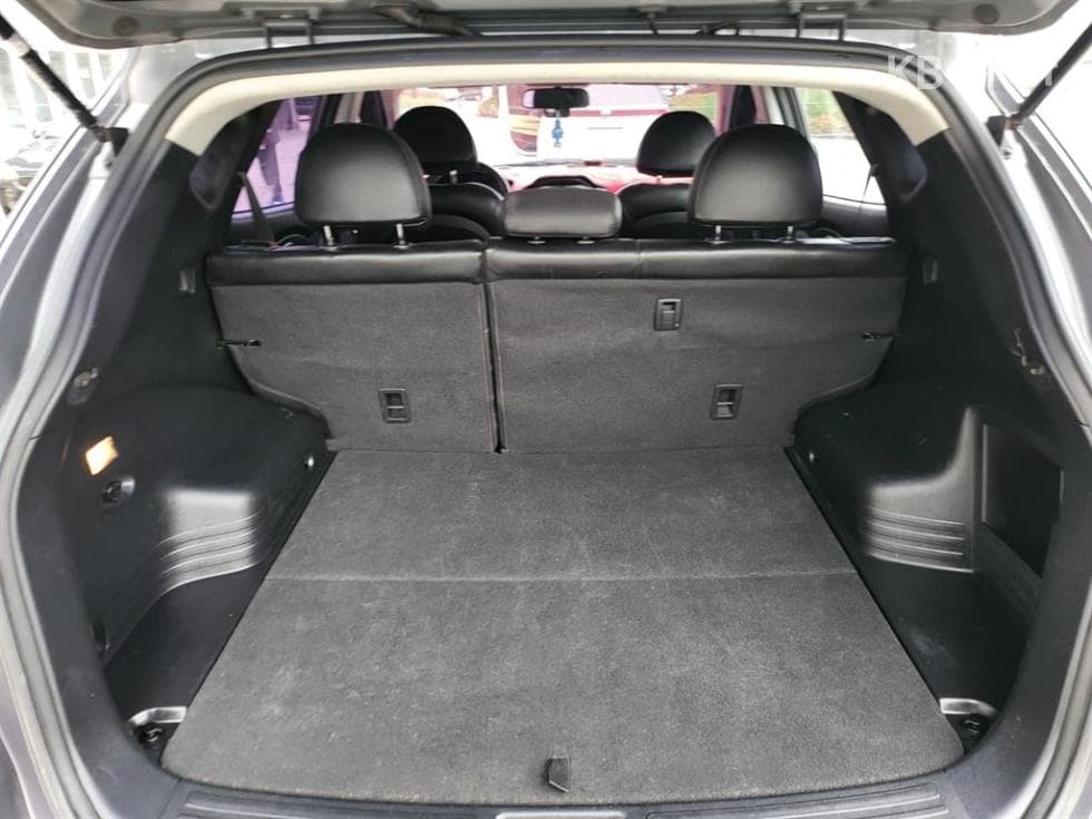 Hyundai TucsonixDiesel 4WD LX20 Premiere - 16