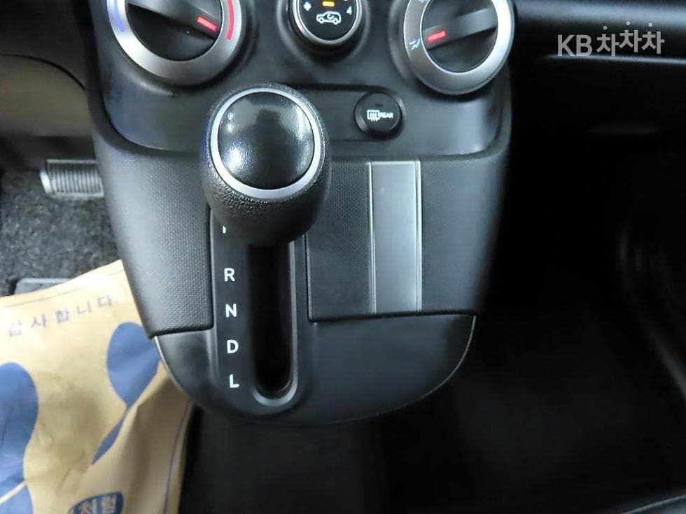 Hyundai Casper1.0 Gasoline Smart - 10