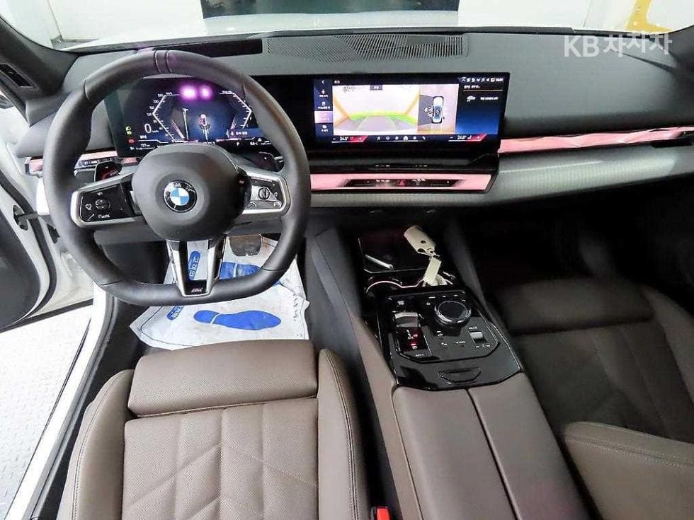 BMW New5 Series(G60)520i Standard - 7