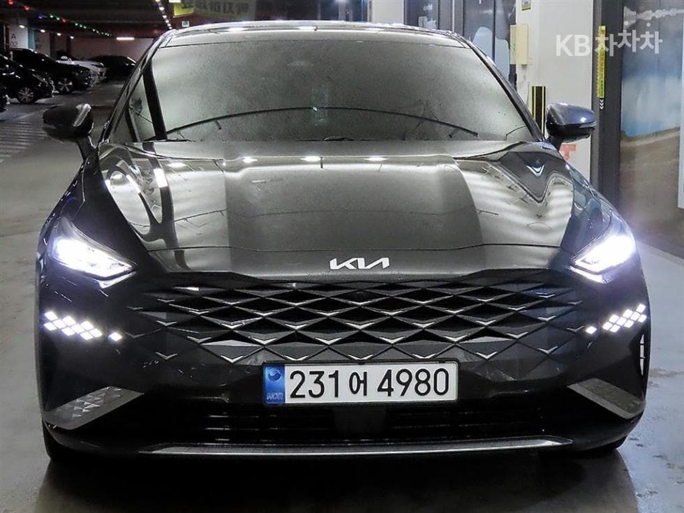 Kia K82.5L gasoline Signature Special (special feature/edition) - 2