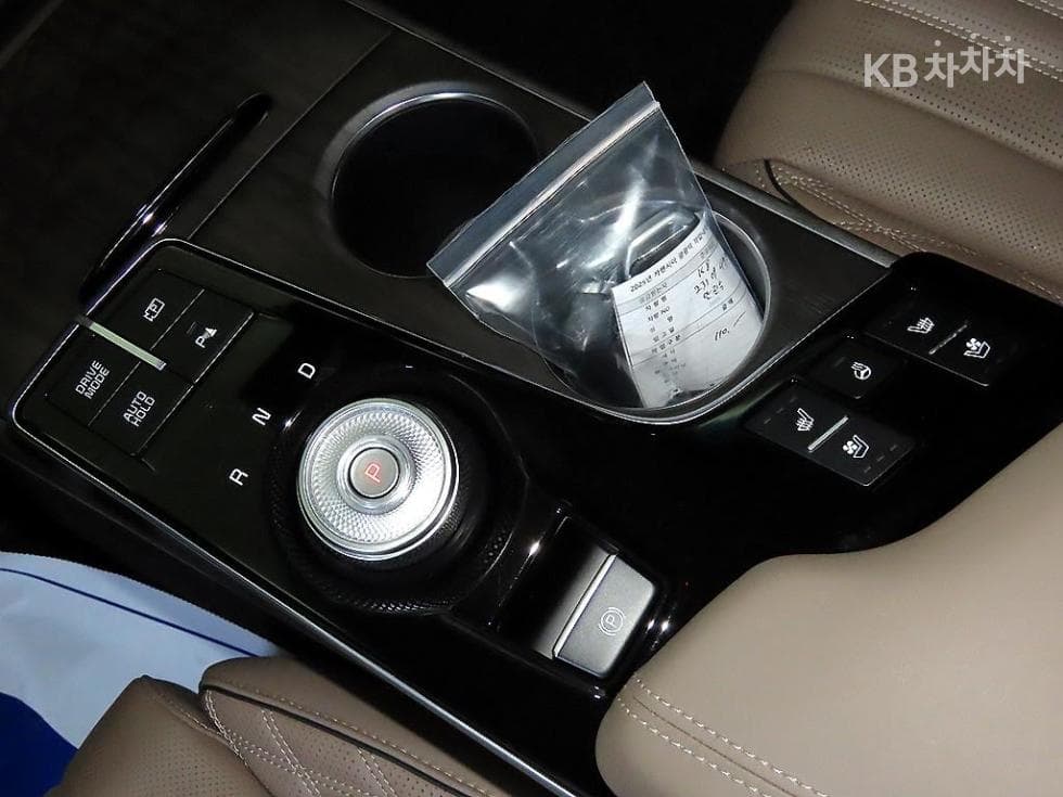 Kia K82.5L gasoline Signature Special (special feature/edition) - 12