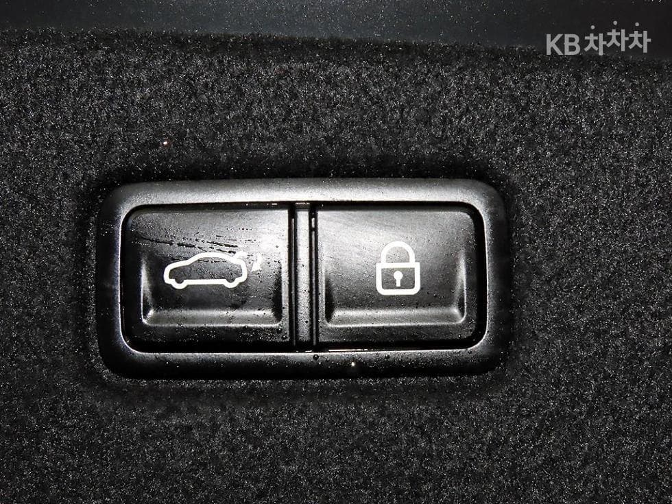 Kia K82.5L gasoline Signature Special (special feature/edition) - 16