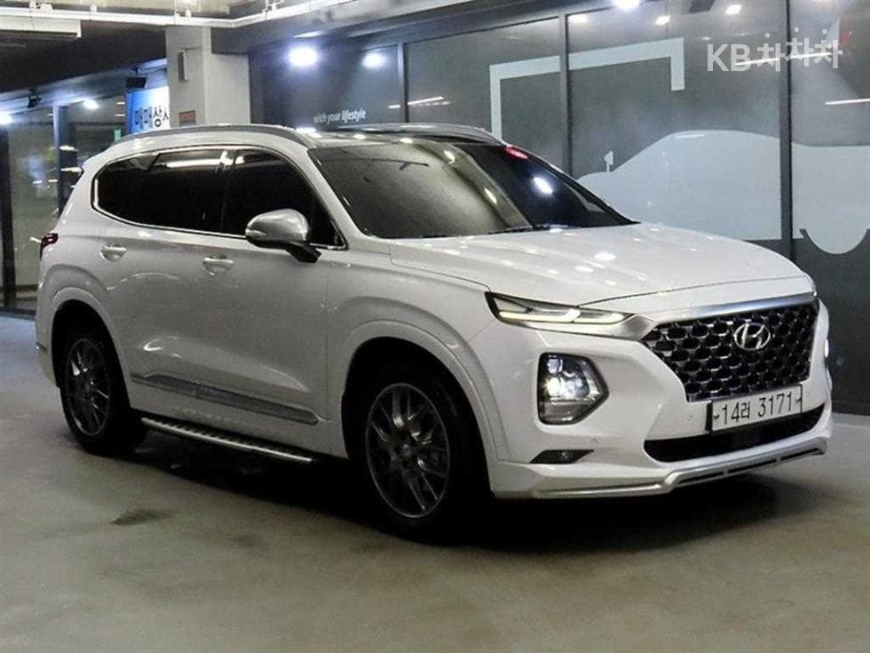 Hyundai Santa Fe TM Diesel 2.2 4WD Inspiration - Image 1