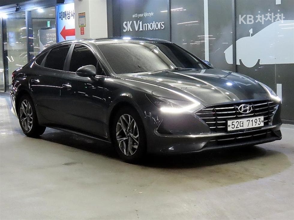 Hyundai Sonata (DN8) 2.0 Premium - Image 1