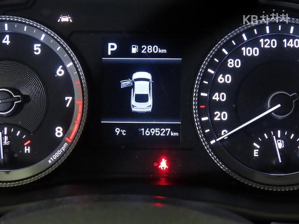 Hyundai Sonata (DN8)2.0 Premium - 9