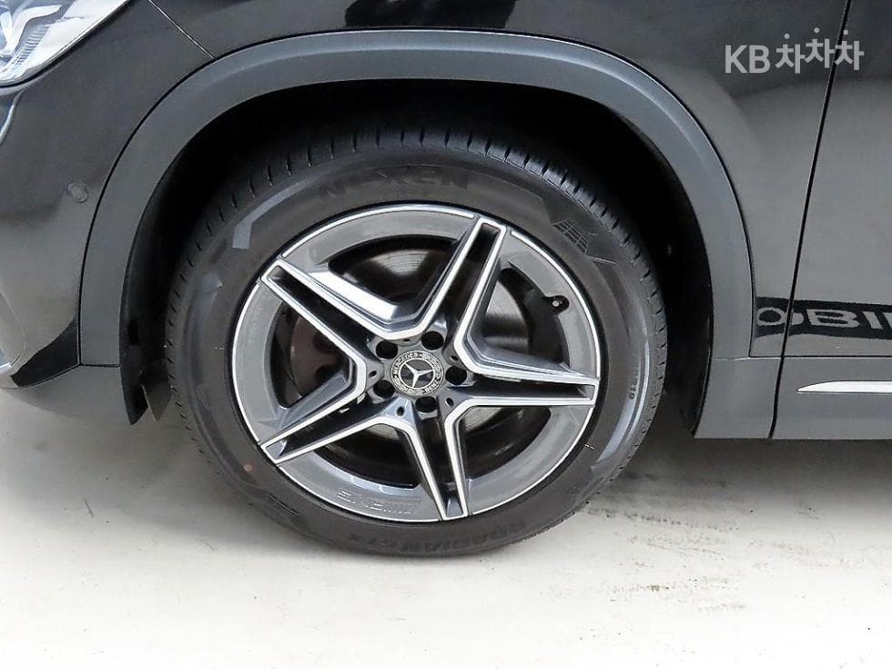 Mercedes-Benz GLA H247250 4Matic Стандартен - 20
