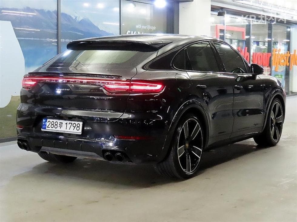 Porsche Cayenne(9Y0)3.0 Coupe Standard - 4