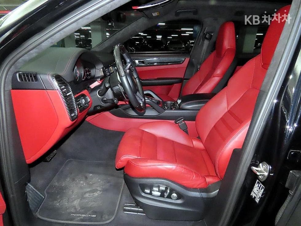 Porsche Cayenne(9Y0)3.0 Coupe Standard - 6