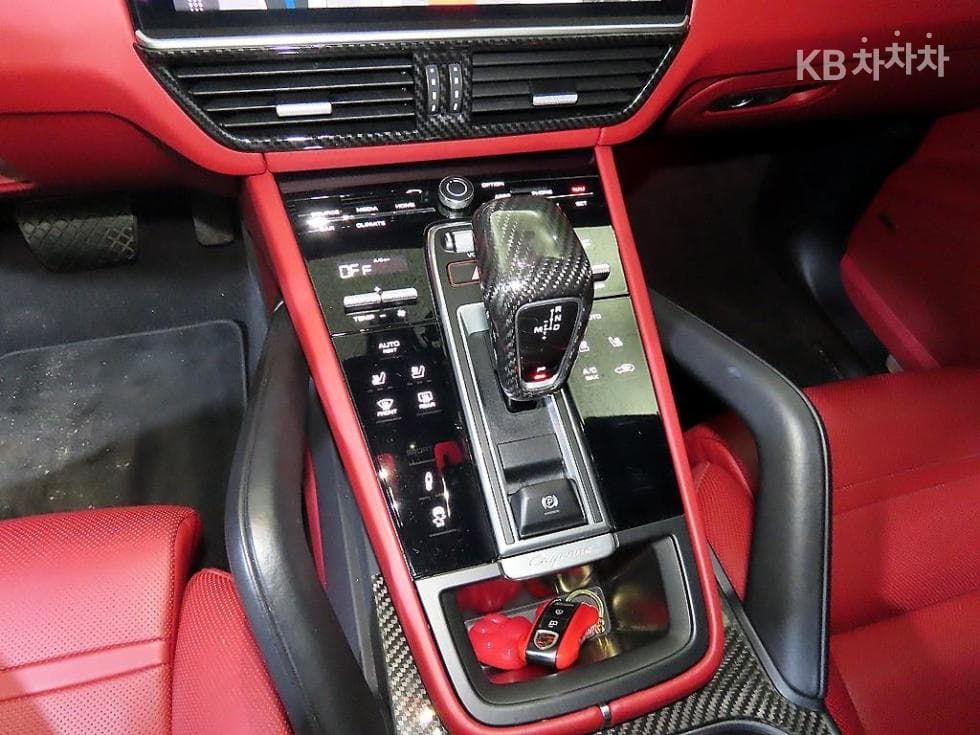 Porsche Cayenne(9Y0)3.0 Coupe Standard - 12