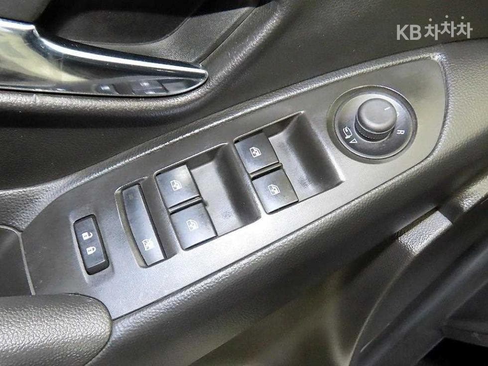 GM Korea The New (facelift) Trax1.4 LT Deluxe - 13