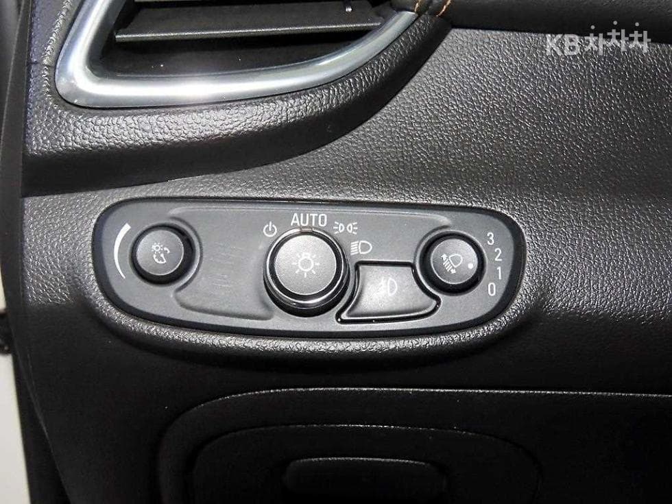 GM Korea The New (facelift) Trax1.4 LT Deluxe - 14
