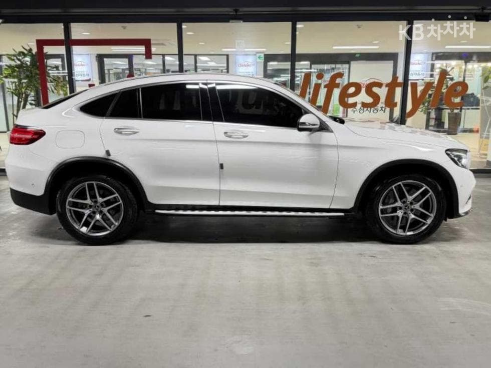 Mercedes-Benz GLC(X253)220 d 4Matic COUPE Standard - 3