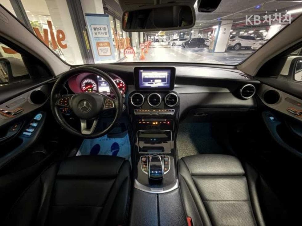 Mercedes-Benz GLC(X253)220 d 4Matic COUPE Standard - 6
