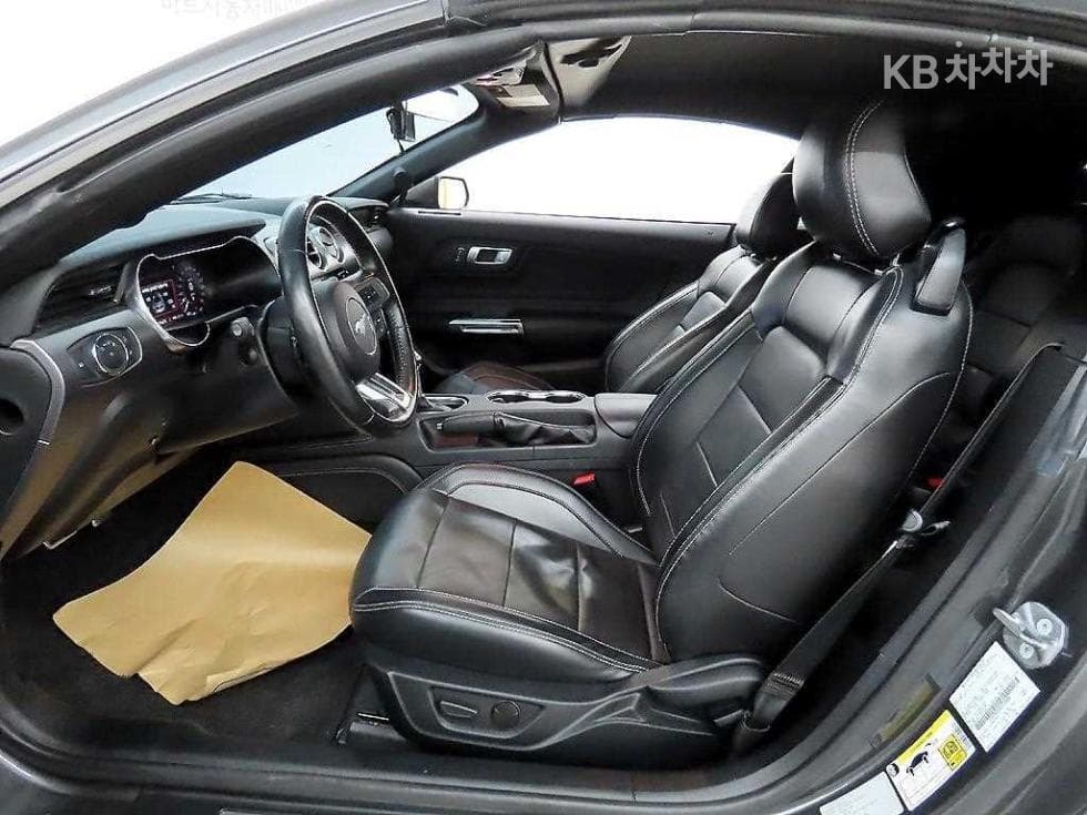 Ford 머스탱컨버티블 - 5