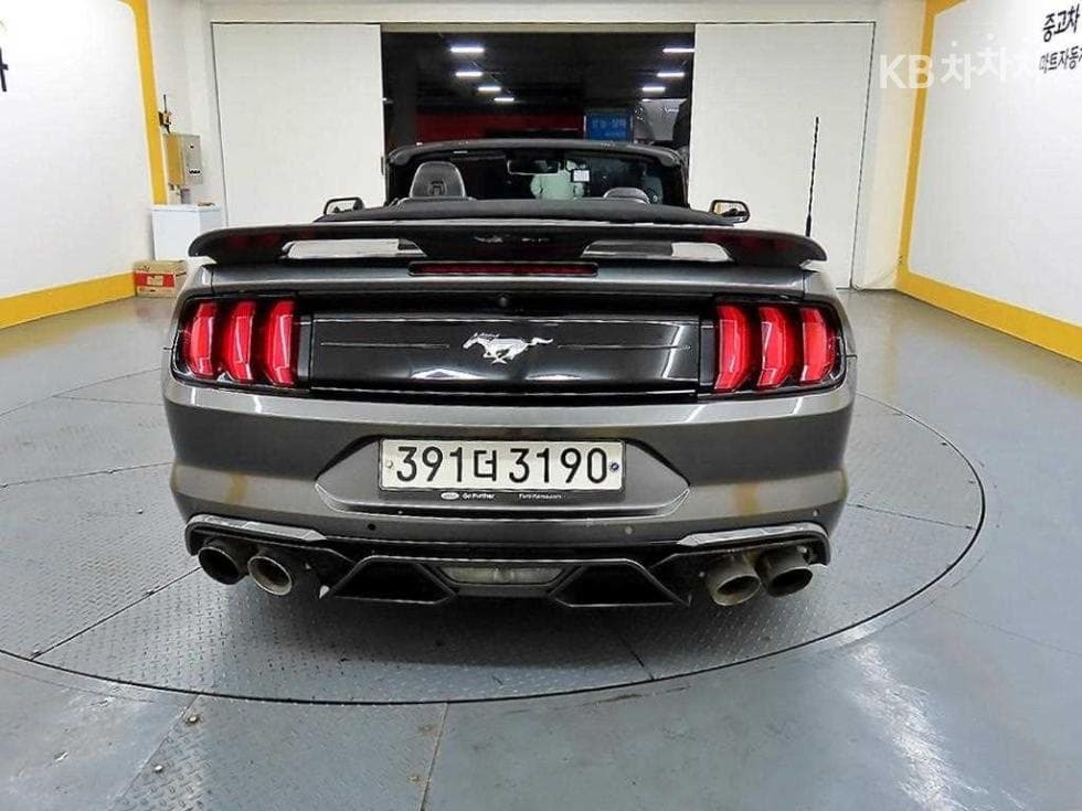 Ford 머스탱컨버티블 - 17