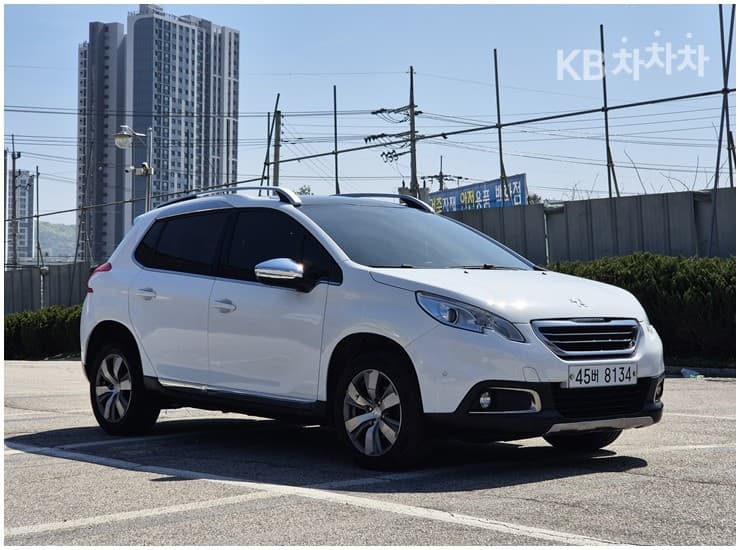 Peugeot 2008 1st Generation1.6 e-HDi Feline L - 5
