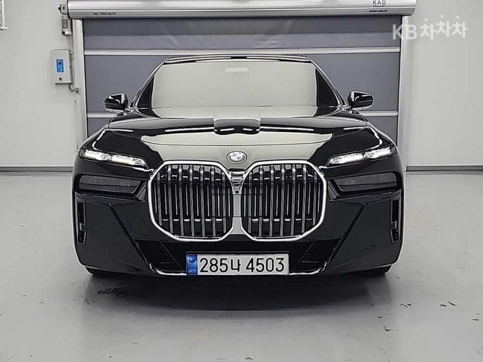 BMW 7시리즈(G70)740d xDrive M Sport - 2