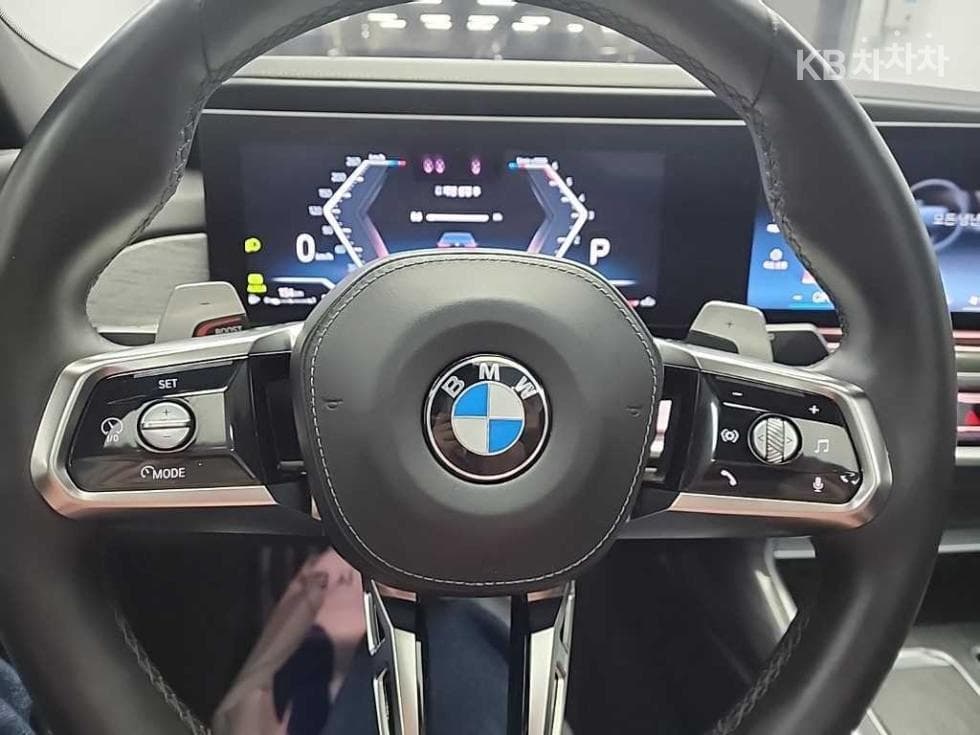 BMW 7시리즈(G70)740d xDrive M Sport - 9